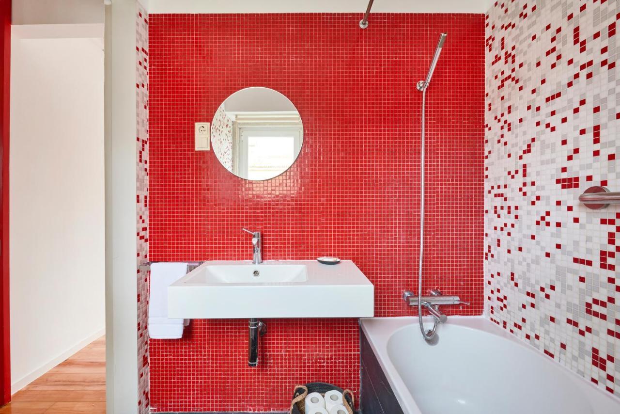 Sunny Renovated Apt With Ac, By Timecooler リスボン エクステリア 写真