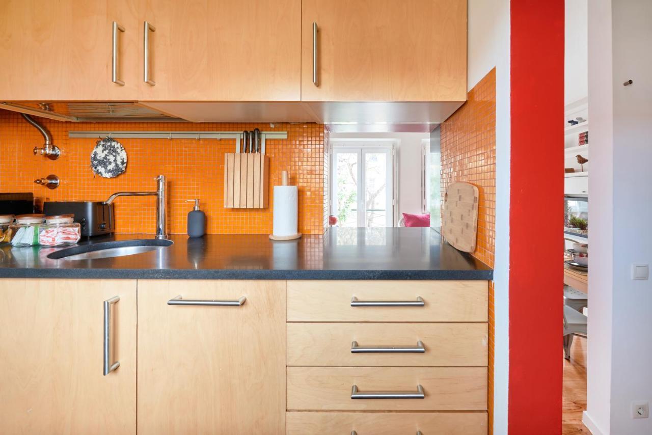 Sunny Renovated Apt With Ac, By Timecooler リスボン エクステリア 写真