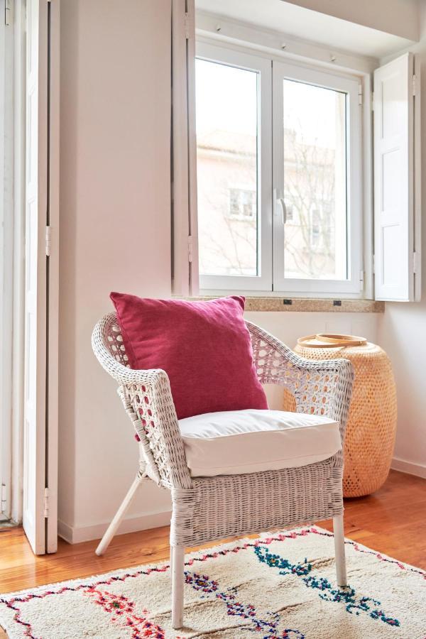 Sunny Renovated Apt With Ac, By Timecooler リスボン エクステリア 写真